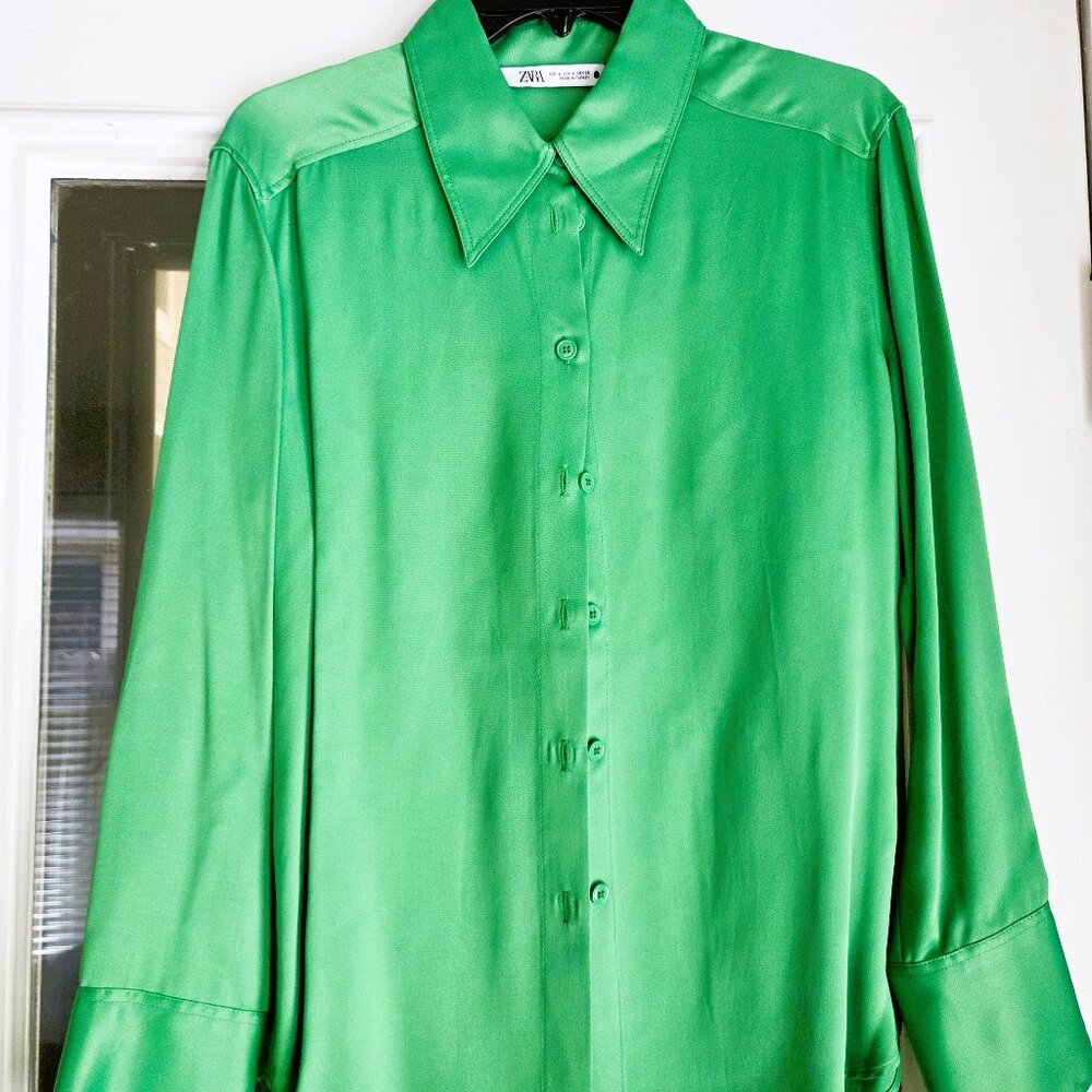 NWT ZARA Bright Green Collared Shirt Size L